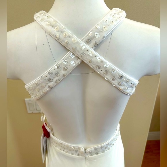Mac Duggal 2 White Floral Sequined Criss Cross Bodice Maxi Gown NWT Cut Out - Picture 9 of 13